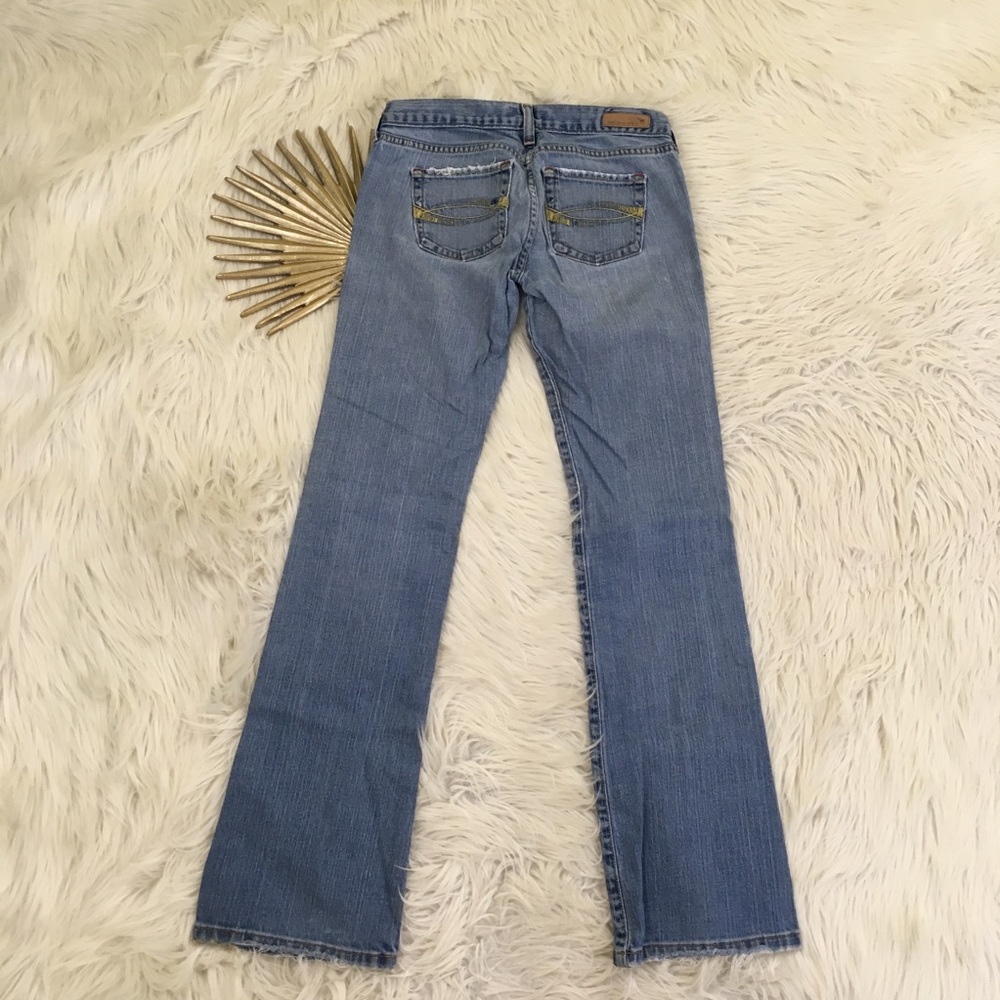 👖SOLD👖Abercrombie Fitch Distressed Boot Cut Jean - Picture 7 of 7